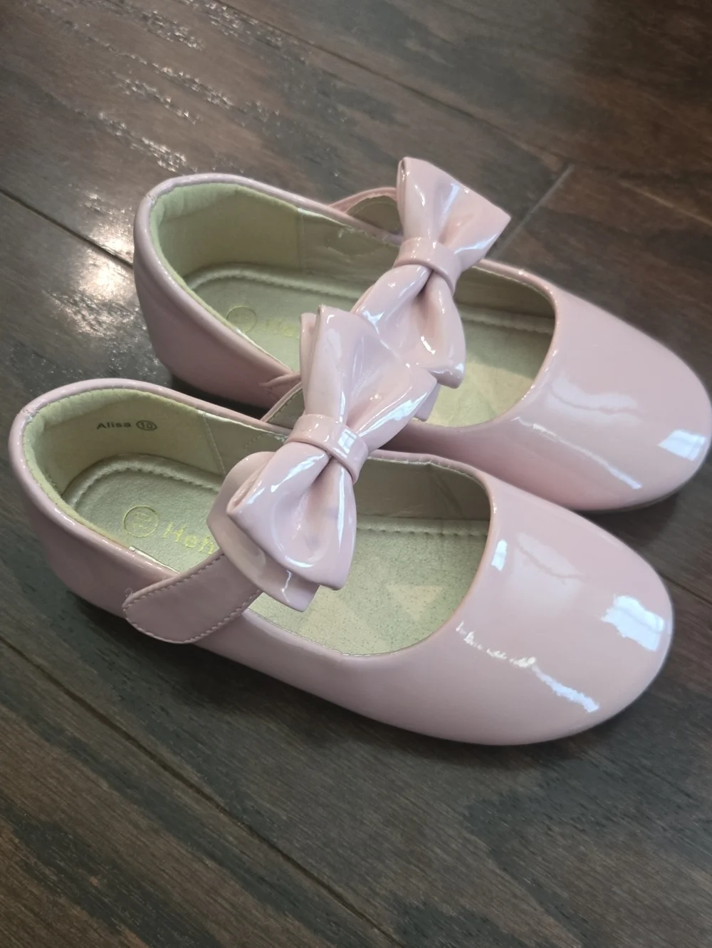 Girls Pink Patent Mary Jane Shoes with Bow